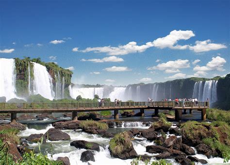 Foz do Iguacu: Nature's Masterpiece and Spectacular Falls 2