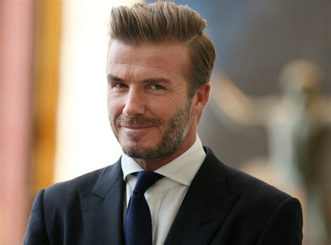 David beckham is one of the most notorious and popular footballers in the world. Joven gastó más de 20 mil euros para parecerse a David ...