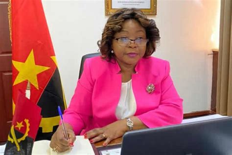 Esperança Costa Candidata A Vice Presidente De Angola Pelo Mpla Angola24horas Portal De