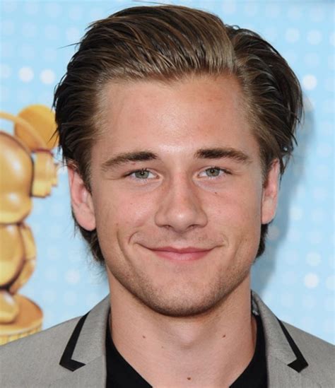 8 Things You Didn T Know About Luke Benward Super Stars Bio
