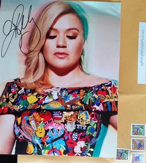 kelly clarkson autograph celebrity autograph success