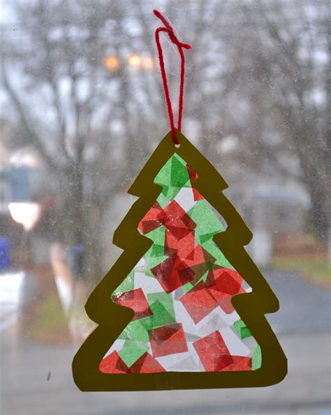 Don't miss these amazing christmas toddler crafts. Christmas Tree Crafts For Kids