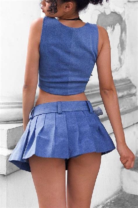 Fit Regular Fit Detail Sleeveless Single Breasted V Neck Solid Color Pleated Skirt With