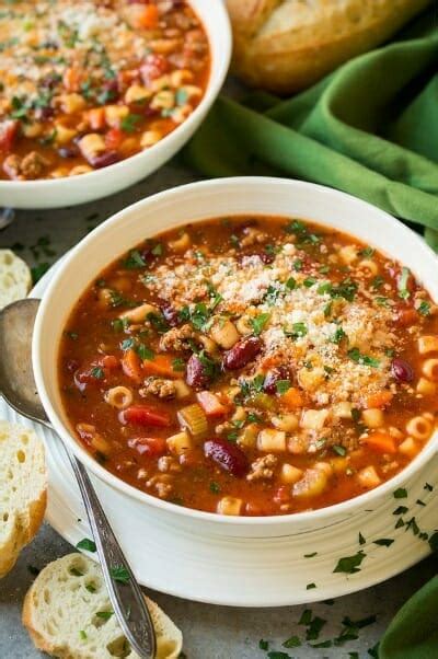 It's loaded with fresh veggies, beans, ground beef, seasonings olive garden is one of our favorite restaurants. Copycat Recipes You Can Easily Make at Home!!!