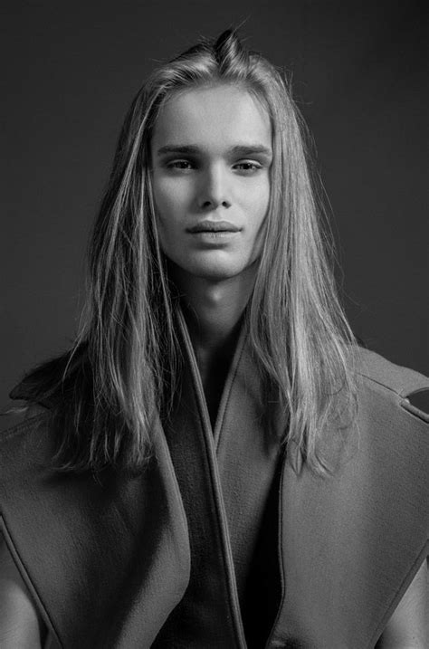 Best androgynous haircuts from androgynous hairstyles for men and women. Mateusz Maga at D'Vision Models by Oktawian Gornik | Люди ...