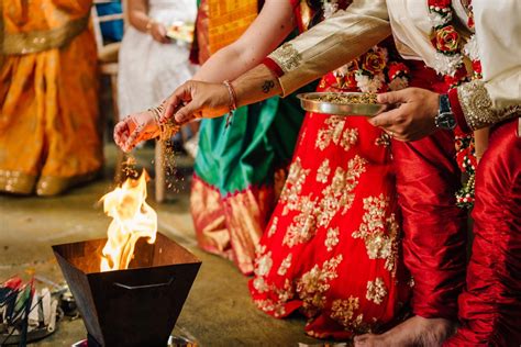 What Is A Hindu Ceremony With Images Hindu Ceremony Hindu Wedding