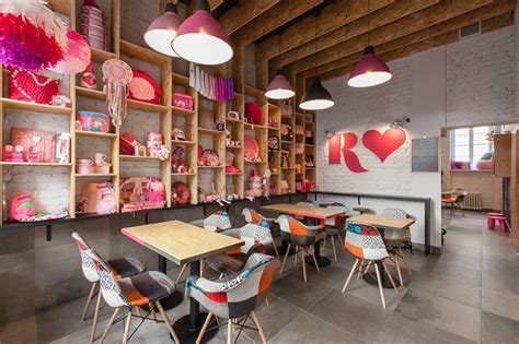 Design Interior De Cafenea Pretexte Roz
