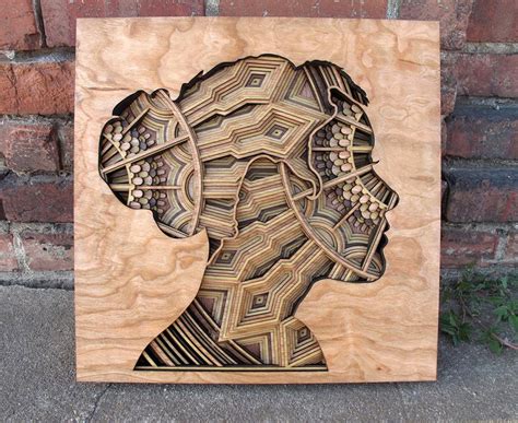 Sculptures en bois découpées au laser (galerie et vidéo) | Relief