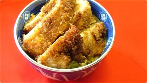 Combine garlic, soy sauce, water, honey, 1 tablespoon oil, cornstarch and black/red pepper. J-Simple Recipes | Chicken Cutlets with Worcestershire Sauce Bowl