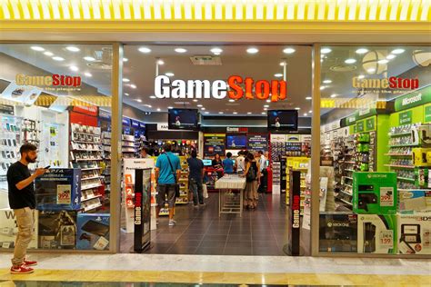 If you were in charge, what would you do to make gamestop a better place to work? GameStop CEO quits after three months on the job - Polygon