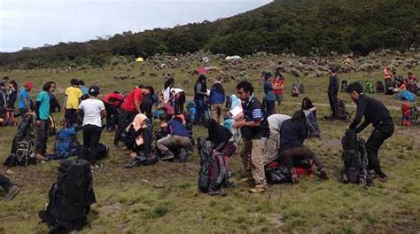 Pendakian Gunung Gede Pangrango Kembali Dibuka Kapasitas Pendaki