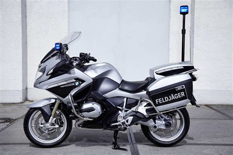Bmw 9rt is one of the best models produced by the outstanding brand bmw. BMW R 1200 RT Feldjäger (06/2016)