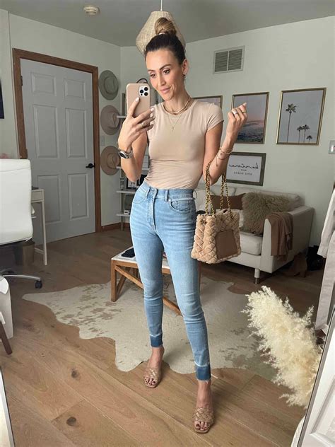 Karina Style Diaries In 2021 Spring Fashion Outfits Jeans Outfit Women Spring Outfits