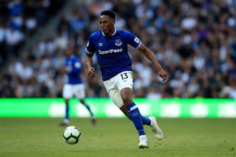 'i didn't get the game time i needed at barca'. Boca va por Yerry Mina, un ex compañero de Lionel Messi en ...