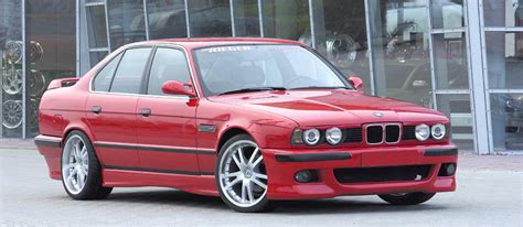 Initially launched as a sedan in january 1988, the e34 also saw a touring station wagon (estate) body style added in september 1992, a first for the 5 series. Rieger Bodykit Styling for the BMW E34 Wallpaper