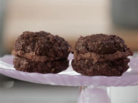 Preheat oven to 350 degrees f, and line a cookie sheet with parchment paper. Chocolate Almond Sandwich Cookies Recipe | Giada De Laurentiis | Food Network