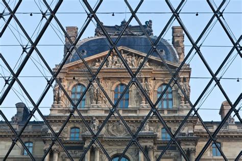 Louvre Museum Entrance Editorial Stock Image Image Of Landmark 37426899