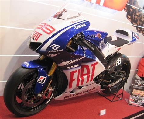 Yamaha Yzr M1の進化を画像で見る事が出来ます。 Motorcycle Racers