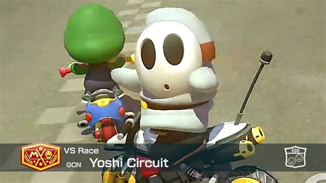 Mario Kart 8 Deluxe White Shy Guy In Yoshi Circuit 138 Youtube