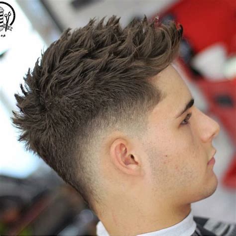 Barba Mohicano Mohicano Y Barba Thick Hair Styles Mohawk Hairstyles Men Gents Hair Style