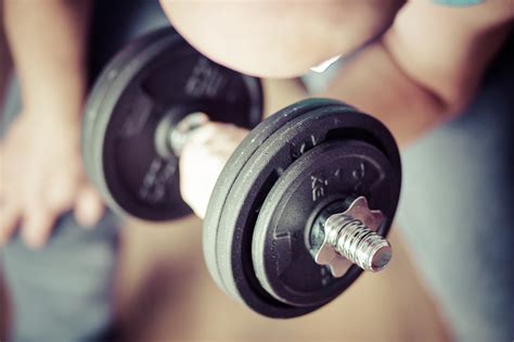 Barbell Curl Vs Dumbbell Curl Which Is Best For You