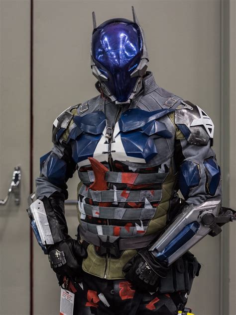 Youve Seen It Here Before The Arkham Knight Cosplay Suit Here It Is