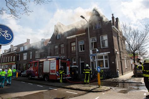 We hopen dat u veilig en gezond bent. Uitslaande brand in woning aan de Spoorstraat in ...