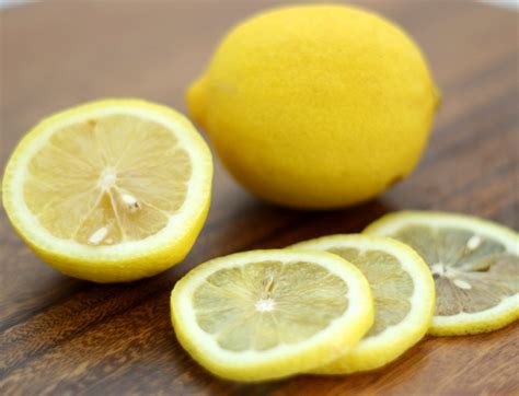 What to do with Lemons (Zesting, Juicing, Freezing