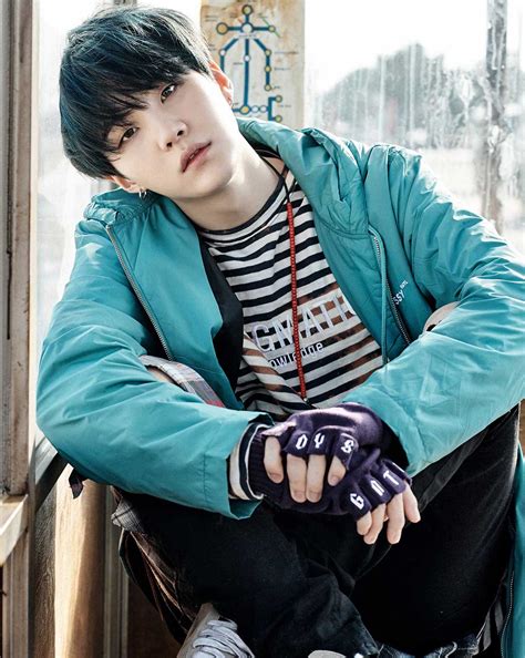 Bts Suga Struggles With Depression Over His Appearance Koreaboo