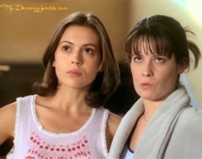 Which Prue Is It Anyway Piper Halliwell Photo Fanpop