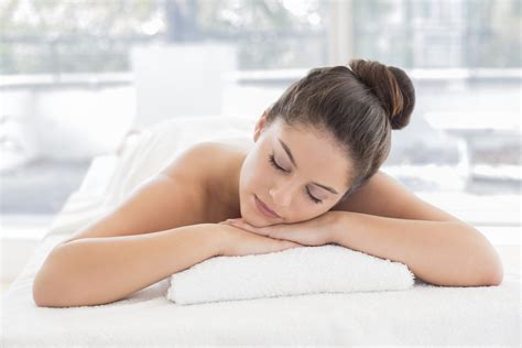 Swedish Massage With Aromatherapy And Aroma Scalp Massage Minutes