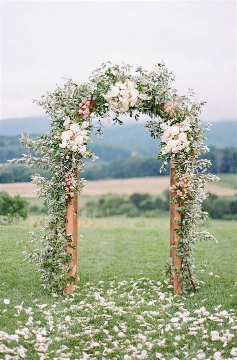 27 Beautiful Floral Wedding Arches To Swoon Over Wedding Arch Flowers
