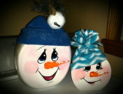 Make Snowmen From Old Tide Pod Containers Christmas Crafts