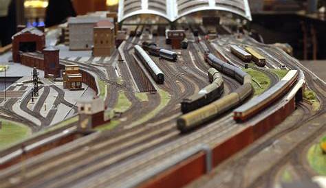 How to Wire a Model Railroad for Block Operation