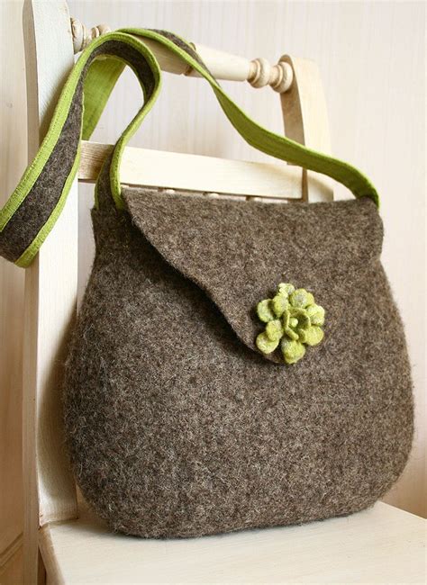 I Love The Shaping Of This Bag And I Do Like The Flower But I Dont