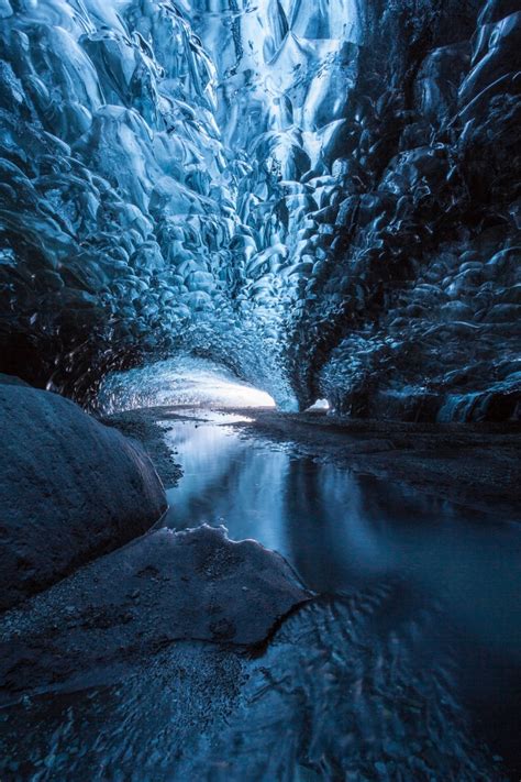 Cette Grotte De Glace En Islande Est Une Merveille De La Nature