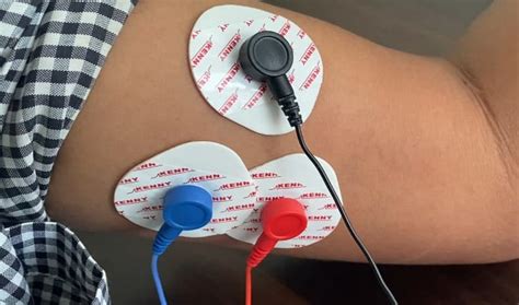 Electromyography With Myoware Muscle Sensor And Arduino