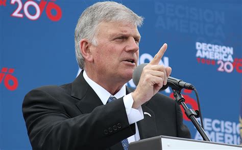 franklin graham claims he s harassed for having staff at his hospital oppose same sex marriage