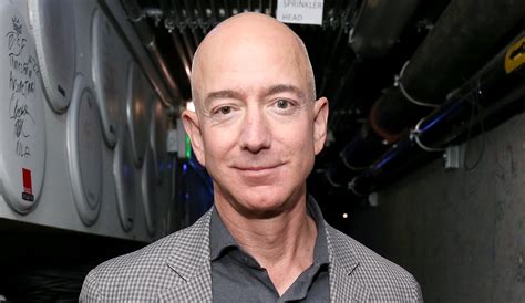 Amazons Jeff Bezos Donates 10 Billion To Launch Bezos Earth Fund Jeff Bezos Just Jared