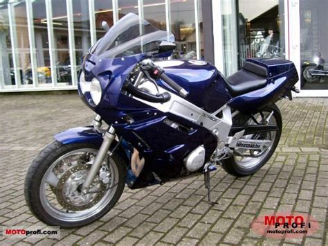 Still there are many owners of this first generation yamaha fzr600, maybe you interested in this bike and looking for the specs? Yamaha FZR 600 1991 Specs and Photos