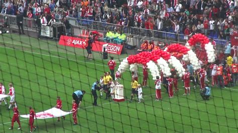 We did not find results for: Ajax - Twente (15-05-2011) vanuit uitvak! - YouTube