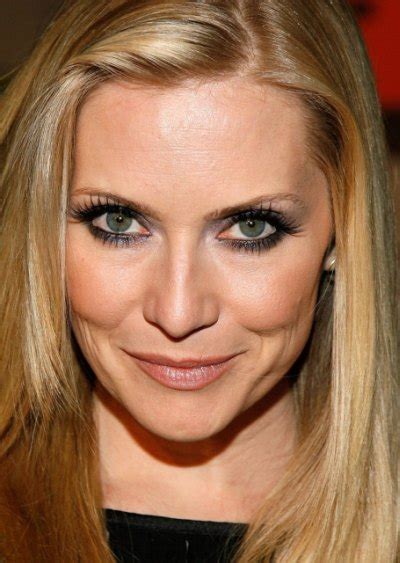 Bartcops Tv Gals With Guns Hotties Emily Procter Page 1