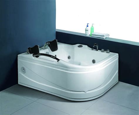 Choosing a the best whirlpool tub doesn't have to be difficult, once you know what to look for. Two Person Whirlpool Massage Hydrotherapy White Acrylic ...