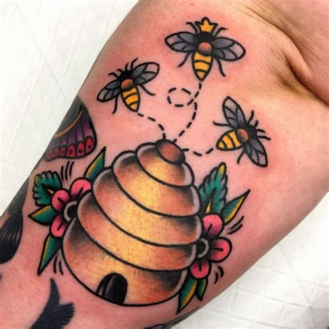 Bees And Beehive Tattoo Tattoo Ideas And Inspiration Traditional