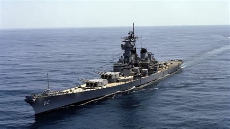 Iowa Class 25 Jaw Dropping Pictures Of The Most Powerful Battleships