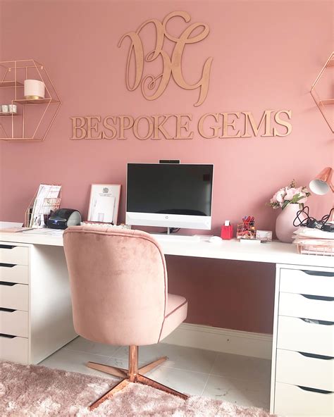Pretty In Pink Pink Desk Decorations Ideas For Your Desk Space