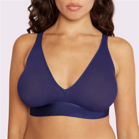 Best Wireless Bras For Big Busts On Amazon Marchelle Gallegos