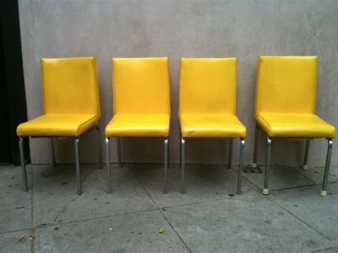 Click on the retro chrome chairs to see available color options. RETRO VINYL CHROME DINING CHAIRS - Chair Pads & Cushions