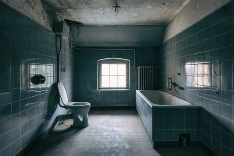Haunting Images Of Decaying Bathrooms Bathroom Abandoned Interior Photography