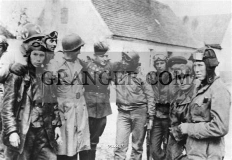 Image Of Wwii Soldiers 1945 Left Tor Right Ep Grange Bartow B